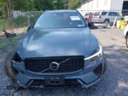 ✅ 2023 Volvo XC60 Plus Dark Theme • VIN: YV4L12RW6P1311978 • Lot: 42758402. Listed on IAAI with 22,313 mi. Free auction sales archive from the USA and detailed vehicle history report at DreamBid. Image 12.