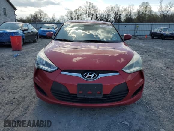 ✅ 2014 Hyundai Veloster • VIN: KMHTC6AD8EU184334 • Lot: 52919155. Wystawiony na Copart z przebiegiem 141 817 mil. Bezpłatny archiwum sprzedaży aukcyjnych z USA i szczegółowy raport historii pojazdu na DreamBid. Zdjęcie 5.