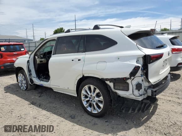 ✅ 2020 Toyota Highlander Hybrid Limited • VIN: 5TDDBRCH7LS012911 • Lot: 60807624. Listed on Copart with 43,775 mi. Free auction sales archive from the USA and detailed vehicle history report at DreamBid. Image 2.