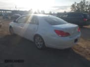 ✅ 2010 Toyota Avalon XLS • VIN: 4T1BK3DB5AU363884 • Lot: 43682934. Wystawiony na IAAI z przebiegiem 168 458 mil. Bezpłatny archiwum sprzedaży aukcyjnych z USA i szczegółowy raport historii pojazdu na DreamBid. Zdjęcie 3.