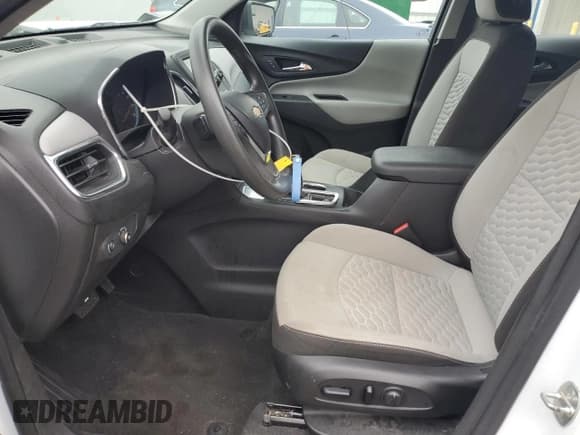 ✅ 2020 Chevrolet Equinox LS • VIN: 3GNAXFEV1LS672726 • Лот: 82456665. Опубликован ранее на Copart с пробегом 102 907 миль. Бесплатный доступ к архиву аукционных продаж из США и подробный отчёт об истории автомобиля на DreamBid. Изображение 7.