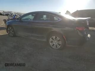 ✅ 2015 Chrysler 200 Limited • VIN: 1C3CCCAG3FN740725 • Лот: 80440945. Опубликован ранее на Copart с пробегом 193 414 миль. Бесплатный доступ к архиву аукционных продаж из США и подробный отчёт об истории автомобиля на DreamBid. Изображение 2.