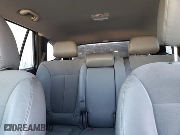 ✅ 2011 Hyundai Santa Fe SE • VIN: 5XYZH4AG3BG017634 • Lot: 87405644. Listed on Copart with 188,006 mi. Free auction sales archive from the USA and detailed vehicle history report at DreamBid. Image 10.