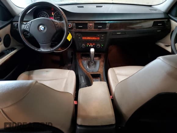 ✅ 2010 BMW 3 Series 328i • VIN: WBAPH7G56ANM49914 • Lot: 80679605. Wystawiony na Copart z przebiegiem 99 064 mil. Bezpłatny archiwum sprzedaży aukcyjnych z USA i szczegółowy raport historii pojazdu na DreamBid. Zdjęcie 8.