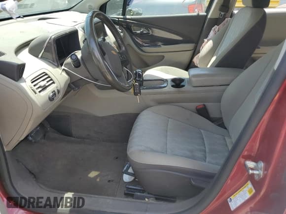 ✅ 2014 Chevrolet Volt • VIN: 1G1RE6E4XEU151704 • Lot: 60163134. Wystawiony na Copart z przebiegiem Nie podano. Bezpłatny archiwum sprzedaży aukcyjnych z USA i szczegółowy raport historii pojazdu na DreamBid. Zdjęcie 7.