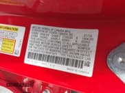 ✅ 2024 Honda Civic Si • VIN: 2HGFE1E51RH473471 • Lot: 42167221. Wystawiony na IAAI z przebiegiem 14 275 mil. Bezpłatny archiwum sprzedaży aukcyjnych z USA i szczegółowy raport historii pojazdu na DreamBid. Zdjęcie 9.