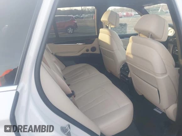 ✅ 2017 BMW X5 xDrive35i • VIN: 5UXKR0C5XH0V65940 • Lot: 43756078. Listed on IAAI with 134,572 mi. Free auction sales archive from the USA and detailed vehicle history report at DreamBid. Image 8.