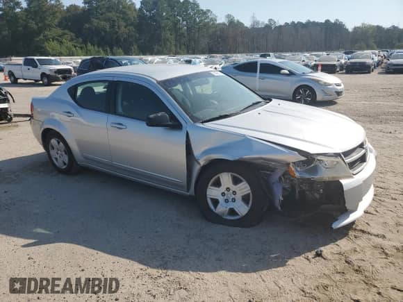 2010 Dodge Avenger SXT with VIN 1B3CC4FD3AN170333, listed as a Copart auction lot 75296134 with 182,959 mi miles and Salvage title. Bid and sale history available at DreamBid. Image 4.