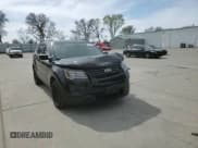 ✅ 2017 Ford Police Interceptor Utility • VIN: 1FM5K8AT2HGD07384 • Лот: 48473455. Опубликован ранее на Copart с пробегом 99 193 миль. Бесплатный доступ к архиву аукционных продаж из США и подробный отчёт об истории автомобиля на DreamBid. Изображение 11.