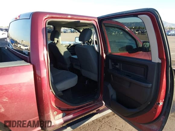 ✅ 2018 Ram 1500 Express • VIN: 1C6RR6KT6JS305104 • Lot: 43786974. Listed on IAAI with 122,252 mi. Free auction sales archive from the USA and detailed vehicle history report at DreamBid. Image 8.