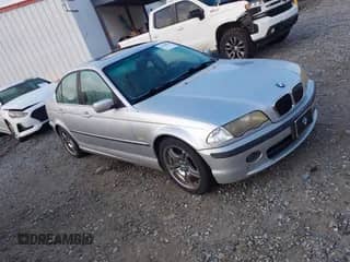 2001 BMW 3 Series 330i с VIN WBAAV53431FJ71046, выставлен на аукционе IAAI как лот 43119890 с пробегом 290 617 миль миль и . История ставок и продаж доступна на DreamBid. Изображение 1.
