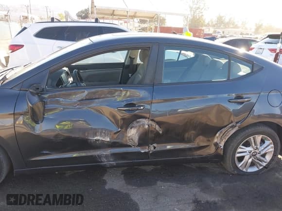 ✅ 2020 Hyundai Elantra SEL • VIN: 5NPD84LF3LH630894 • Lot: 43662912. Listed on IAAI with 92,352 mi. Free auction sales archive from the USA and detailed vehicle history report at DreamBid. Image 14.