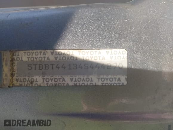 ✅ 2004 Toyota Tundra SR5 • VIN: 5TBBT44134S444270 • Lot: 42775536. Wystawiony na IAAI z przebiegiem 117 244 mil. Bezpłatny archiwum sprzedaży aukcyjnych z USA i szczegółowy raport historii pojazdu na DreamBid. Zdjęcie 9.