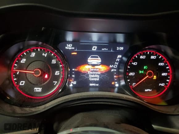 ✅ 2020 Dodge Charger SXT • VIN: 2C3CDXJG8LH112832 • Lot: 81237265. Wystawiony na Copart z przebiegiem 58 993 mil. Bezpłatny archiwum sprzedaży aukcyjnych z USA i szczegółowy raport historii pojazdu na DreamBid. Zdjęcie 9.