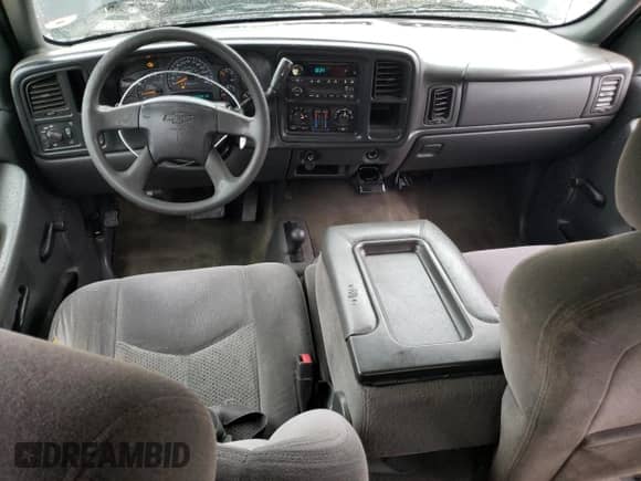 2006 Chevrolet Silverado 1500 LT1 z VIN 1GCEK19Z86E229092, wystawiony jako Copart lot #89637555 z przebiegiem 356 228 mil mil oraz Szkoda całkowita • Salvage title. Historia ofert i sprzedaży dostępna na DreamBid. Obrazek 8.