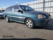 ✅ 2003 Kia Rio • VIN: KNADC165636128470 • Lot: 82350824. Wystawiony na Copart z przebiegiem 179 502 mil. Bezpłatny archiwum sprzedaży aukcyjnych z USA i szczegółowy raport historii pojazdu na DreamBid. Zdjęcie 4.