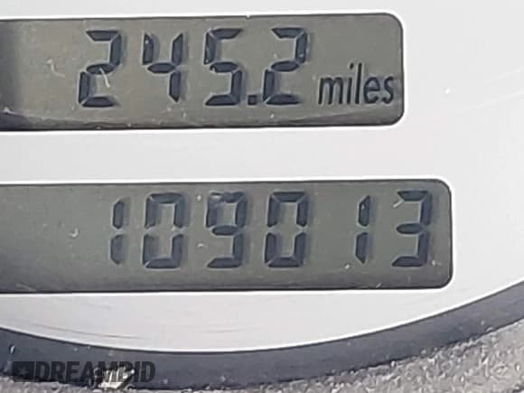 ✅ 2003 Mercedes-Benz SLK 320 • VIN: WDBKK65F43F278662 • Лот: 42804813. Опубликован ранее на IAAI с пробегом 109 013 миль. Бесплатный доступ к архиву аукционных продаж из США и подробный отчёт об истории автомобиля на DreamBid. Изображение 15.