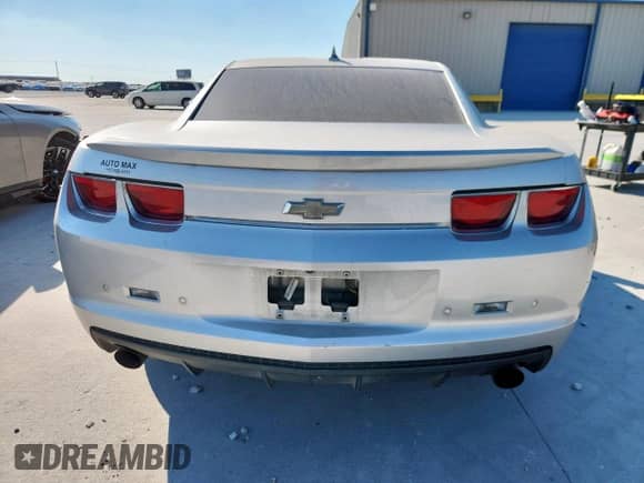 2012 Chevrolet Camaro 1LT z VIN 2G1FB1E38C9198116, wystawiony jako Copart lot #86220095 z przebiegiem 137 842 mil mil oraz Czysty tytuł • Clean title. Historia ofert i sprzedaży dostępna na DreamBid. Obrazek 6.
