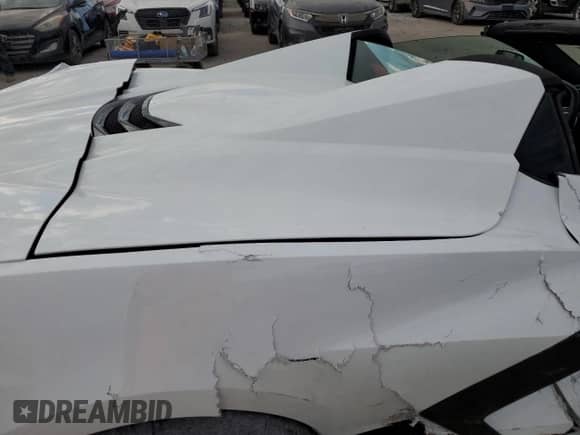 2021 Chevrolet Corvette 3LT z VIN 1G1YC3D45M5103473, wystawiony jako Copart lot #72562414 z przebiegiem 7 190 mil mil oraz Szkoda całkowita • Salvage title. Historia ofert i sprzedaży dostępna na DreamBid. Obrazek 10.