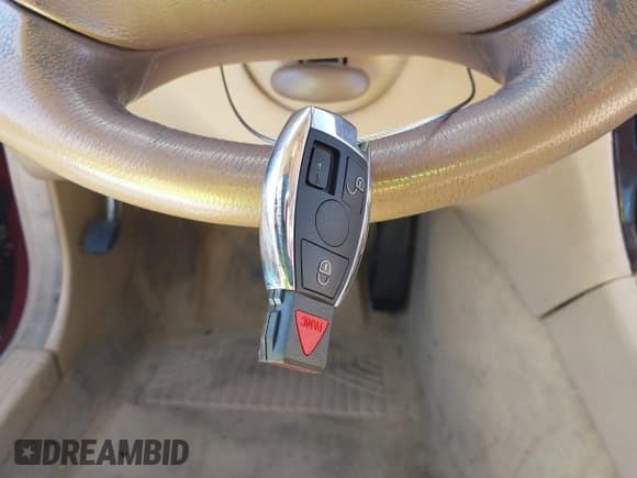 ✅ 2004 Mercedes-Benz C 240 • VIN: WDBRF61J64A620334 • Lot: 41992511. Wystawiony na IAAI z przebiegiem 133 190 mil. Bezpłatny archiwum sprzedaży aukcyjnych z USA i szczegółowy raport historii pojazdu na DreamBid. Zdjęcie 11.