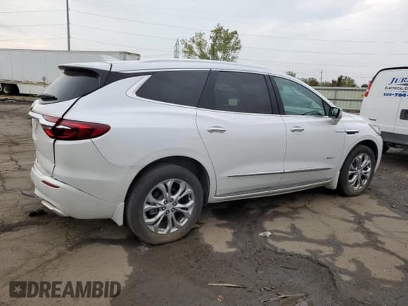 ✅ 2021 Buick Enclave Avenir • VIN: 5GAERDKW9MJ215382 • Lot: 81619605. Wystawiony na Copart z przebiegiem 44 840 mil. Bezpłatny archiwum sprzedaży aukcyjnych z USA i szczegółowy raport historii pojazdu na DreamBid. Zdjęcie 3.