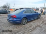 ✅ 2017 Volkswagen Passat R-Line • VIN: 1VWDT7A39HC014576 • Лот: 43684629. Опубликован ранее на IAAI с пробегом 151 457 миль. Бесплатный доступ к архиву аукционных продаж из США и подробный отчёт об истории автомобиля на DreamBid. Изображение 4.