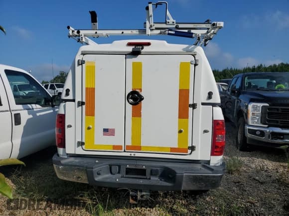 ✅ 2014 Chevrolet Silverado 2500HD Work Truck • VIN: 1GC0KVCG8EF165881 • Lot: 44545005. Wystawiony na Copart z przebiegiem 155 055 mil. Bezpłatny archiwum sprzedaży aukcyjnych z USA i szczegółowy raport historii pojazdu na DreamBid. Zdjęcie 6.