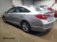 ✅ 2015 Hyundai Sonata SE • VIN: 5NPE24AF5FH181473 • Лот: 72690002. Опубликован ранее на Copart с пробегом 85 306 миль. Бесплатный доступ к архиву аукционных продаж из США и подробный отчёт об истории автомобиля на DreamBid. Изображение 2.