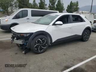 2024 Hyundai Ioniq 5 SEL z VIN KM8KN4DE4RU250463, wystawiony jako Copart lot #65361354 z przebiegiem 6 321 mil mil oraz Szkoda całkowita • Salvage title. Historia ofert i sprzedaży dostępna na DreamBid. Obrazek 1.