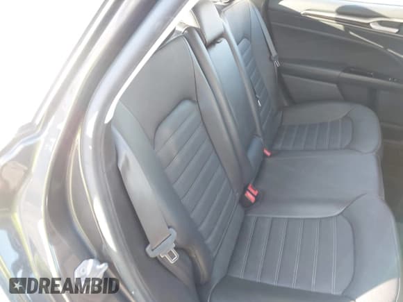 ✅ 2016 Ford Fusion SE • VIN: 3FA6P0HD4GR176854 • Лот: 43733428. Опубликован ранее на IAAI с пробегом 165 497 миль. Бесплатный доступ к архиву аукционных продаж из США и подробный отчёт об истории автомобиля на DreamBid. Изображение 8.