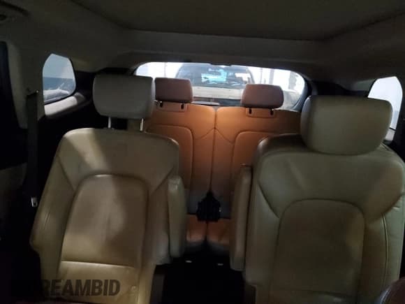 ✅ 2015 Hyundai Santa Fe Limited • VIN: KM8SRDHF5FU091553 • Лот: 39218404. Опубликован ранее на Copart с пробегом 154 989 миль. Бесплатный доступ к архиву аукционных продаж из США и подробный отчёт об истории автомобиля на DreamBid. Изображение 10.