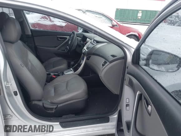 ✅ 2013 Hyundai Elantra GLS • VIN: 5NPDH4AE0DH152686 • Lot: 43791673. Listed on IAAI with 166,278 mi. Free auction sales archive from the USA and detailed vehicle history report at DreamBid. Image 5.