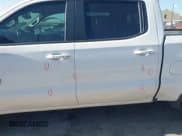 ✅ 2019 Chevrolet Silverado 1500 LT • VIN: 3GCUYDED6KG237376 • Лот: 43529934. Опубликован ранее на IAAI с пробегом 131 836 миль. Бесплатный доступ к архиву аукционных продаж из США и подробный отчёт об истории автомобиля на DreamBid. Изображение 6.