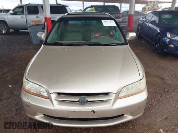 ✅ 2000 Honda Accord EX • VIN: 1HGCG1655YA028823 • Lot: 43741498. Listed on IAAI with 224,035 mi. Free auction sales archive from the USA and detailed vehicle history report at DreamBid. Image 12.