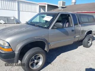 ✅ 2000 Chevrolet S-10 LS ZR2 • VIN: 1GCCT19W3Y8142910 • Лот: 41828424. Опубликован ранее на IAAI с пробегом 154 751 миль. Бесплатный доступ к архиву аукционных продаж из США и подробный отчёт об истории автомобиля на DreamBid. Изображение 6.