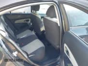 ✅ 2014 Chevrolet Cruze LS • VIN: 1G1PA5SH1E7213574 • Lot: 42711177. Wystawiony na IAAI z przebiegiem 122 397 mil. Bezpłatny archiwum sprzedaży aukcyjnych z USA i szczegółowy raport historii pojazdu na DreamBid. Zdjęcie 8.