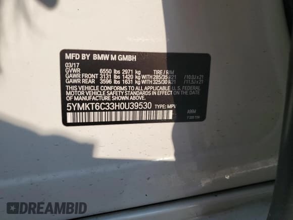 ✅ 2017 BMW X5 M • VIN: 5YMKT6C33H0U39530 • Lot: 70622145. Wystawiony na Copart z przebiegiem 96 324 mil. Bezpłatny archiwum sprzedaży aukcyjnych z USA i szczegółowy raport historii pojazdu na DreamBid. Zdjęcie 13.