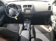 ✅ 2017 Mitsubishi Outlander SE • VIN: JA4AR3AW0HZ021463 • Lot: 91800425. Wystawiony na Copart z przebiegiem 96 400 mil. Bezpłatny archiwum sprzedaży aukcyjnych z USA i szczegółowy raport historii pojazdu na DreamBid. Zdjęcie 8.