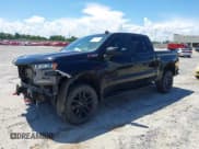 ✅ 2022 Chevrolet Silverado 1500 LT Trail Boss • VIN: 1GCPYFED0NZ236995 • Lot: 42514111. Wystawiony na IAAI z przebiegiem 53 377 mil. Bezpłatny archiwum sprzedaży aukcyjnych z USA i szczegółowy raport historii pojazdu na DreamBid. Zdjęcie 2.