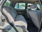 ✅ 2002 Mercury Grand Marquis GS • VIN: 2MEFM74W42X631407 • Lot: 66869645. Wystawiony na Copart z przebiegiem 104 779 mil. Bezpłatny archiwum sprzedaży aukcyjnych z USA i szczegółowy raport historii pojazdu na DreamBid. Zdjęcie 10.