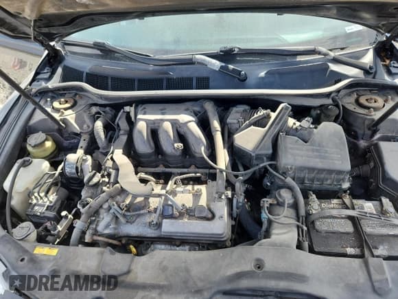 ✅ 2008 Toyota Camry LE • VIN: 4T1BK46K48U572918 • Лот: 90682705. Опубликован ранее на Copart с пробегом 151 237 миль. Бесплатный доступ к архиву аукционных продаж из США и подробный отчёт об истории автомобиля на DreamBid. Изображение 11.