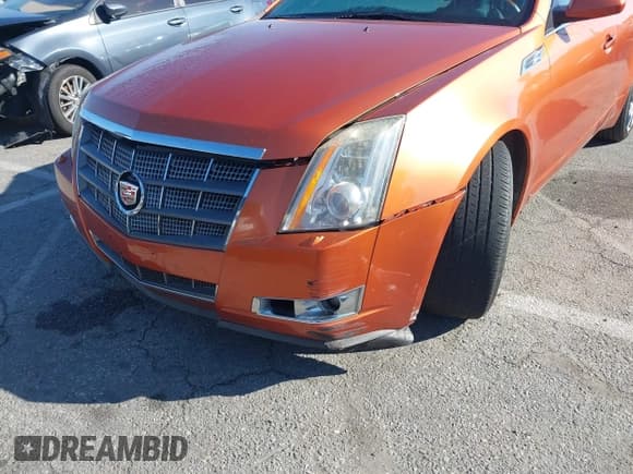 ✅ 2008 Cadillac CTS RWD • VIN: 1G6DV57V580189244 • Лот: 43727945. Опубликован ранее на IAAI с пробегом 196 650 миль. Бесплатный доступ к архиву аукционных продаж из США и подробный отчёт об истории автомобиля на DreamBid. Изображение 6.