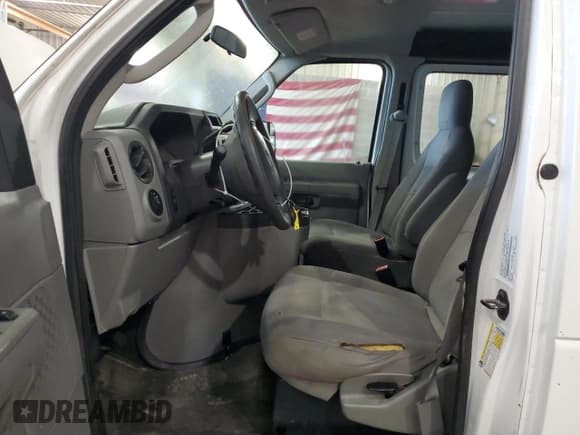 ✅ 2010 Ford Econoline Cargo Commercial • VIN: 1FTNE2EL6ADA07809 • Lot: 60211395. Listed on Copart with 258,970 mi. Free auction sales archive from the USA and detailed vehicle history report at DreamBid. Image 7.