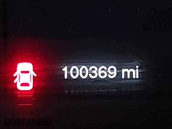 ✅ 2017 Jeep Cherokee Latitude • VIN: 1C4PJMCS4HW605762 • Лот: 43143587. Опубликован ранее на IAAI с пробегом 100 369 миль. Бесплатный доступ к архиву аукционных продаж из США и подробный отчёт об истории автомобиля на DreamBid. Изображение 15.