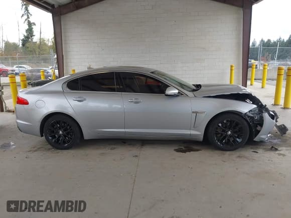 ✅ 2013 Jaguar XF RWD • VIN: SAJWA0E74D8S90927 • Lot: 43476439. Listed on IAAI with 78,885 mi. Free auction sales archive from the USA and detailed vehicle history report at DreamBid. Image 13.
