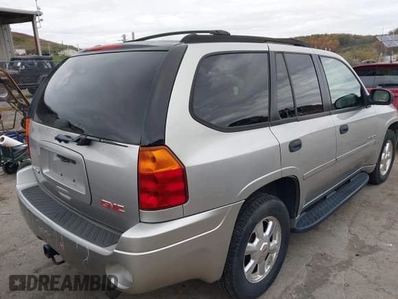 ✅ 2006 GMC Envoy SLT • VIN: 1GKDT13S762344082 • Лот: 43485891. Опубликован ранее на IAAI с пробегом 100 919 миль. Бесплатный доступ к архиву аукционных продаж из США и подробный отчёт об истории автомобиля на DreamBid. Изображение 4.
