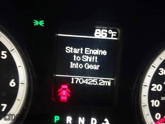 2014 Ram 1500 Tradesman z VIN 1C6RR6KG3ES480709, wystawiony jako IAAI lot #42817489 z przebiegiem 170 425 mil mil oraz . Historia ofert i sprzedaży dostępna na DreamBid. Obrazek 16.