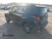 ✅ 2018 Jeep Renegade Latitude • VIN: ZACCJBBB0JPH76922 • Lot: 43755429. Listed on IAAI with 203,334 mi. Free auction sales archive from the USA and detailed vehicle history report at DreamBid. Image 3.