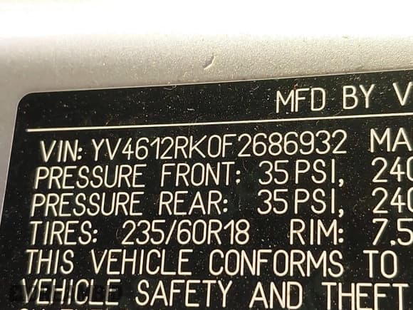 ✅ 2015 Volvo XC60 T5 • VIN: YV4612RK0F2686932 • Lot: 43502739. Listed on IAAI with 190,197 mi. Free auction sales archive from the USA and detailed vehicle history report at DreamBid. Image 9.