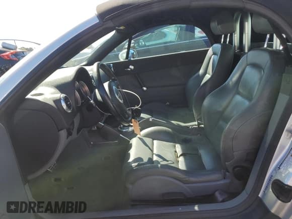 ✅ 2006 Audi TT • VIN: TRUTC28N861010493 • Lot: 50101744. Listed on Copart with 120,290 mi. Free auction sales archive from the USA and detailed vehicle history report at DreamBid. Image 7.